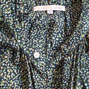 Elegant Green Patterned Blouse